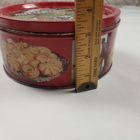 Vintage 1985 Round Dana Imported Butter Cookies Tin W/Lid Denmark Empty 7.5x3.5” - Picture 11 of 16